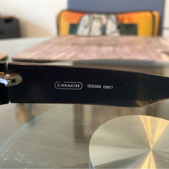 Coach Black Sunglasses with Brown Case - Picture 5 of 5